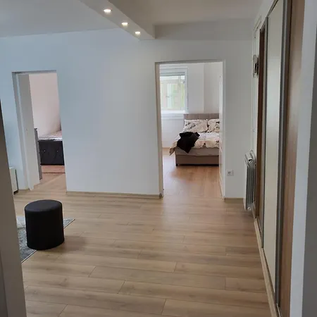 Slavija Lux! 2 Bedroom Center Appartement
