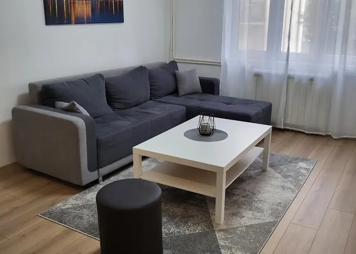 Slavija Lux! 2 Bedroom Center Bělehrad